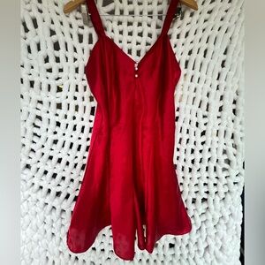 VINTAGE SLEEP ROMPER